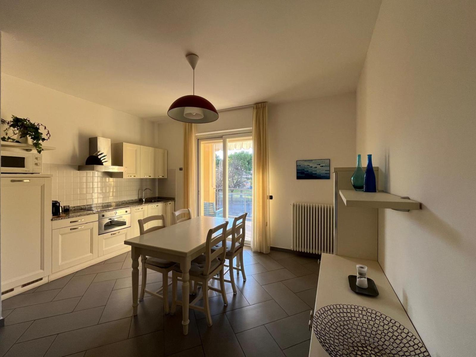 Dea Apartments Albenga Exteriör bild
