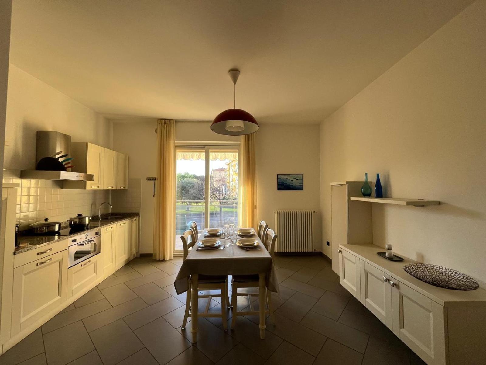 Dea Apartments Albenga Exteriör bild