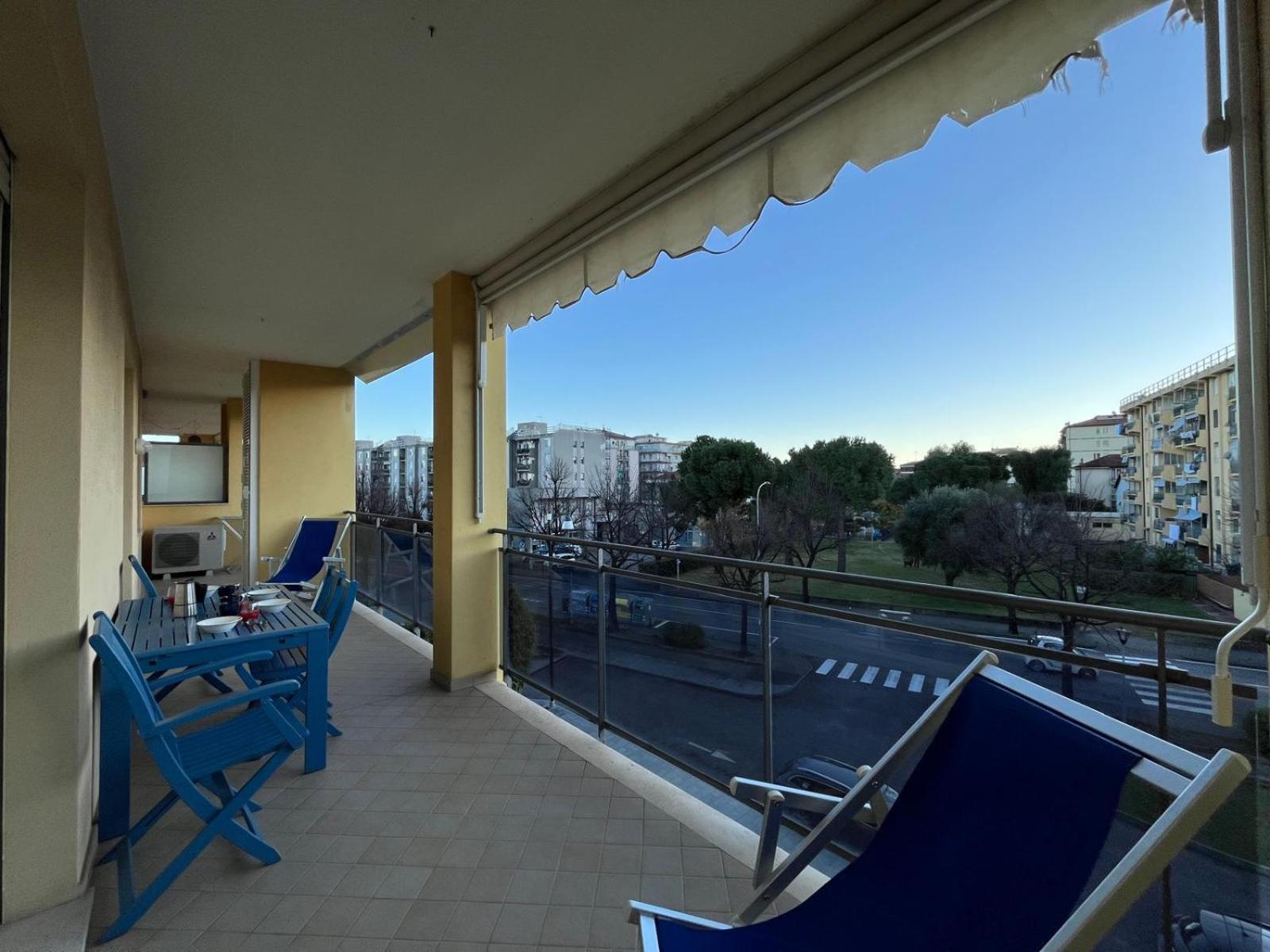 Dea Apartments Albenga Exteriör bild