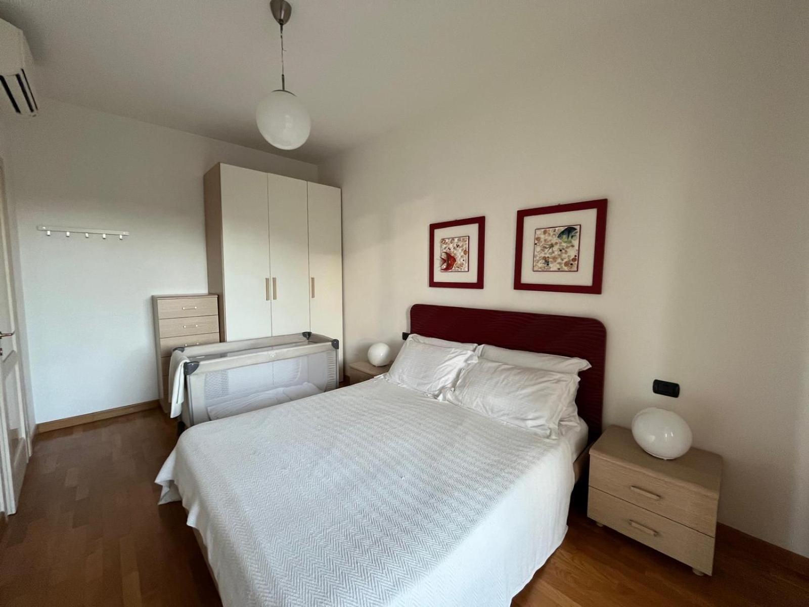 Dea Apartments Albenga Exteriör bild