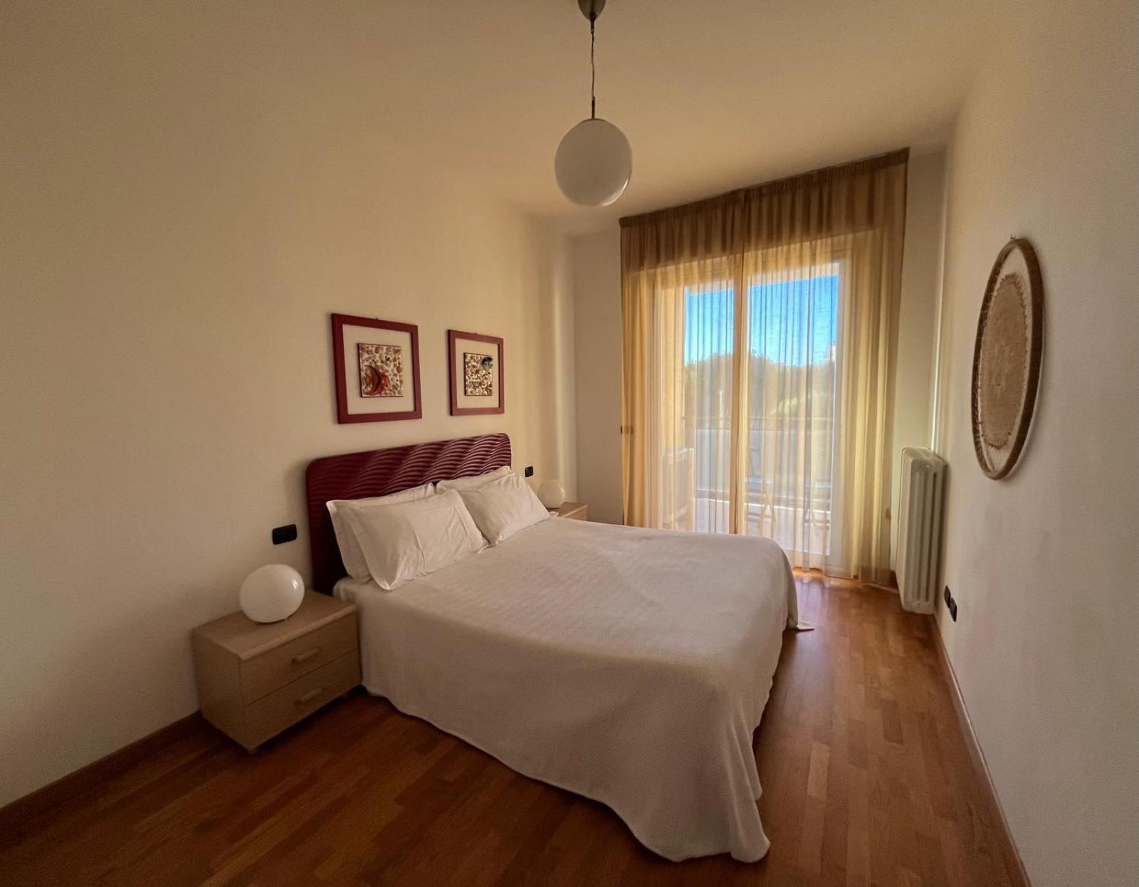 Dea Apartments Albenga Exteriör bild